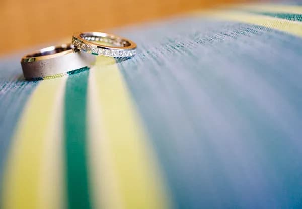 Jak narysować obrączki: proste techniki i efekty, które zachwycą