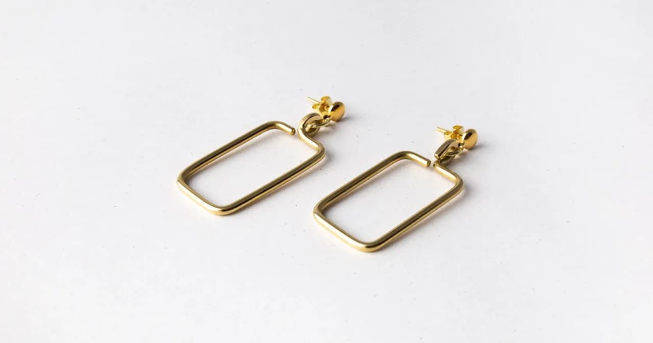 Czy biżuteria z mosiądzu czernieje? Oto powody i sposoby na ochronę