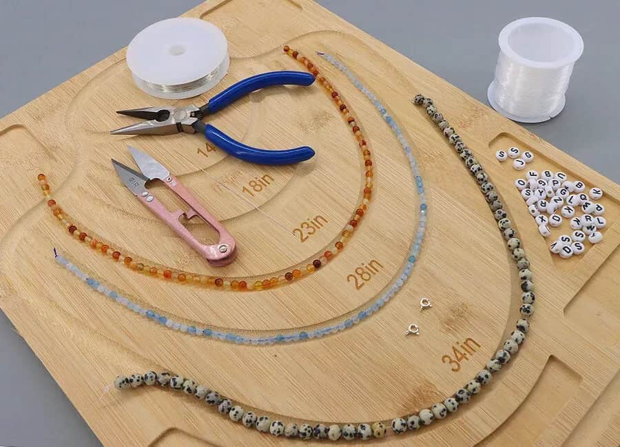 Jak zrobić biżuterię z drutu - proste projekty krok po kroku