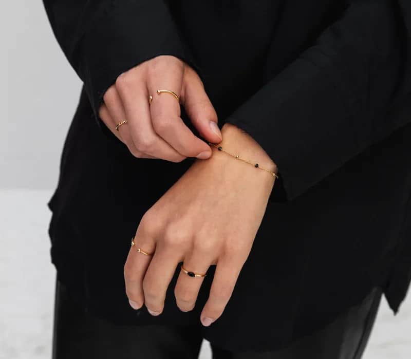 Jak zmierzyć nadgarstek do bransoletki, aby uniknąć błędów w rozmiarze