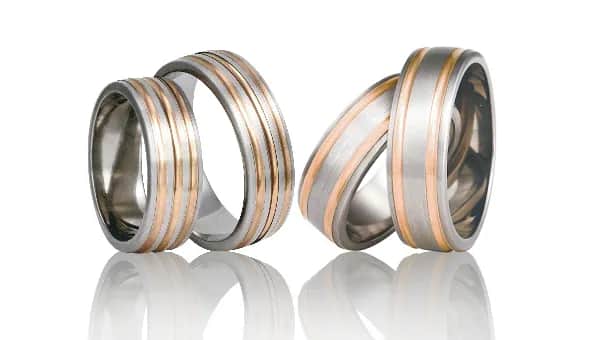 Obrączki tytanowe czy złote - co wybrać, aby uniknąć rozczarowania?