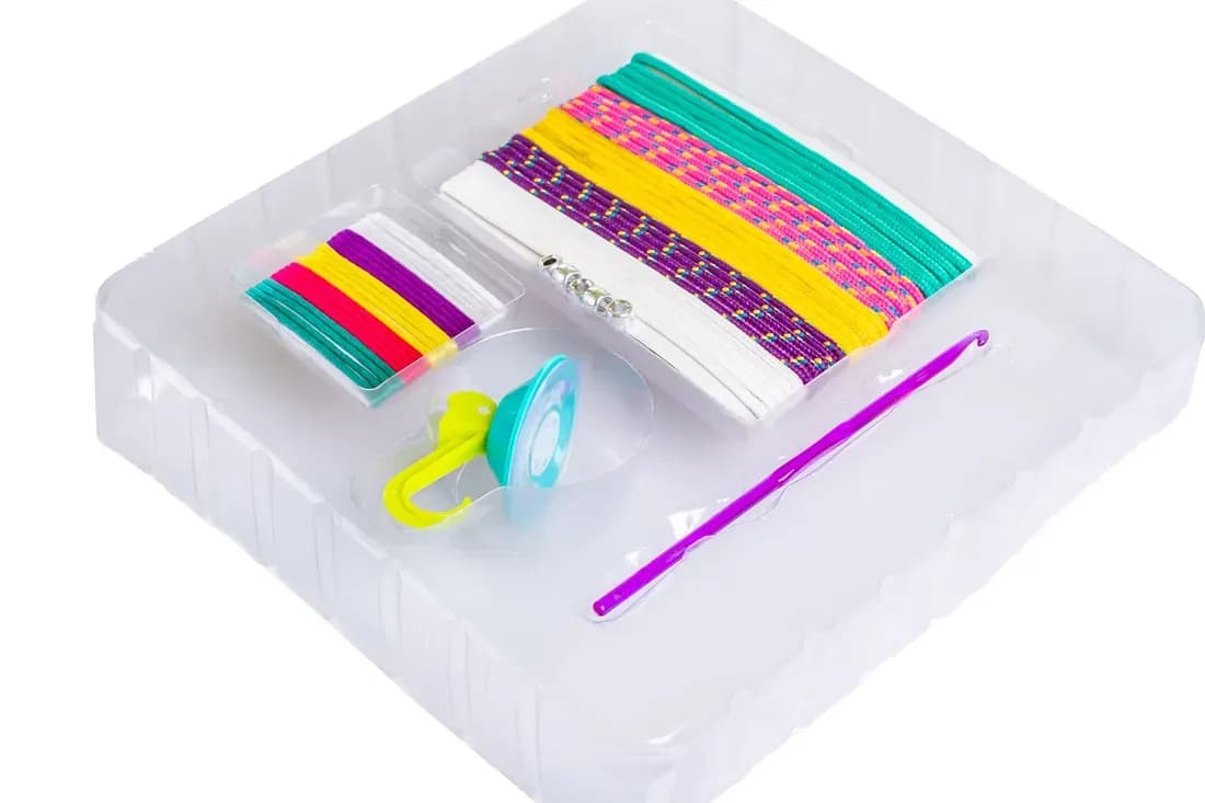 Gdzie kupić sznurki do bransoletek? Odkryj najlepsze sklepy online