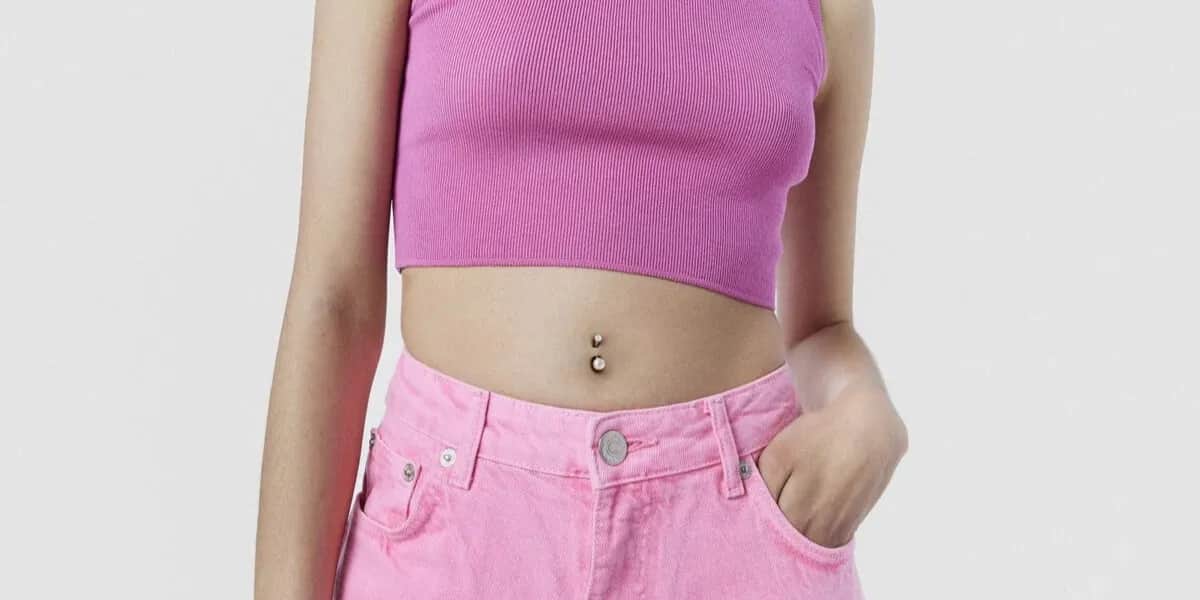 Ile kosztuje kolczyk w brzuchu? Poznaj ukryte wydatki i ceny